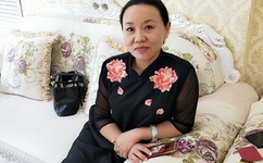 王老汉有三个女儿先后出嫁